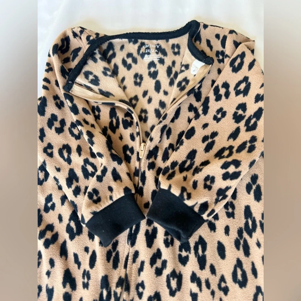 Baby Girls‎ One-Piece Leopard-Print Fleece Footed Pajamas 2T